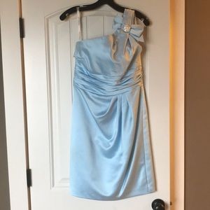 David’s Bridal Light Blue One-Strap Prom Dress